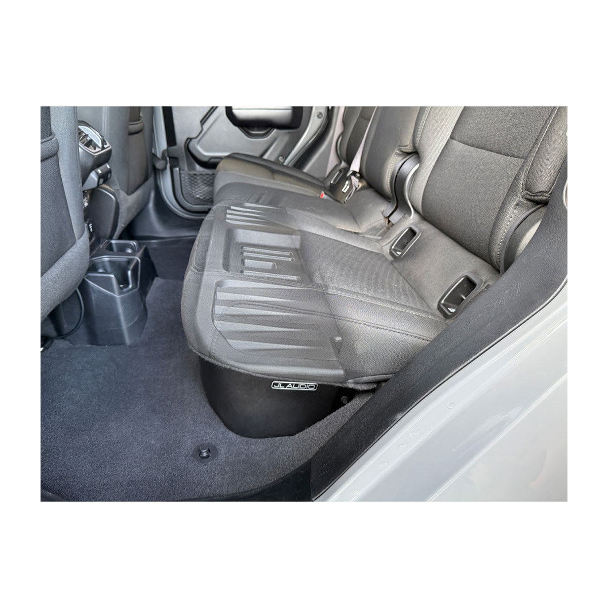 JL Audio Stealthbox® Enclosed Subwoofer for Jeep Gladiator (JT) JL Audio Stealthbox® Enclosed Subwoofer for Jeep Gladiator (JT)