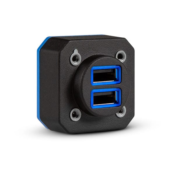 GSB™ 15 Dual USB Type-A, Side Power Input